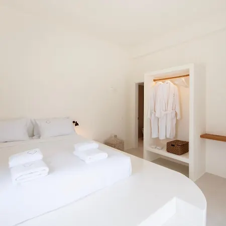 The Shelter - A Milos Project * Adamantas (Milos)