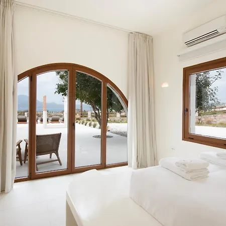 The Shelter - A Milos Project * Adamantas (Milos)