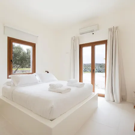 The Shelter - A Milos Project Villa